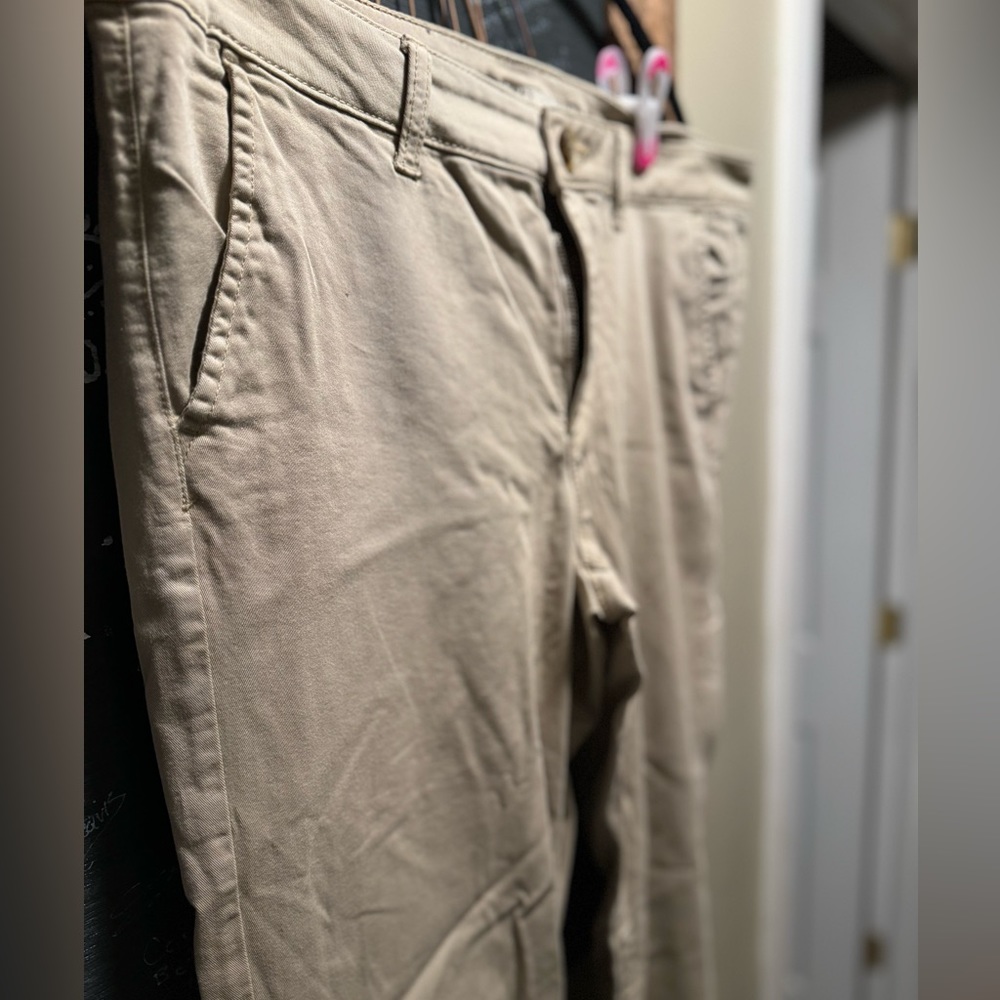 American Eagle skinny khaki pant 14 long